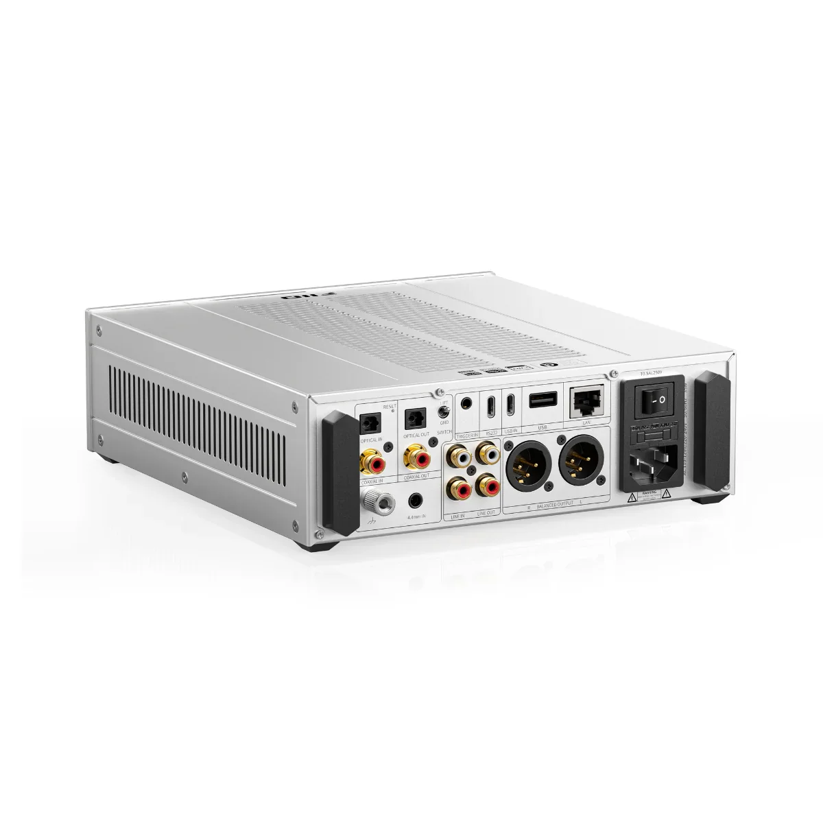 Fiio K17 Balanced DAC and Headphone amplifier - Image 5
