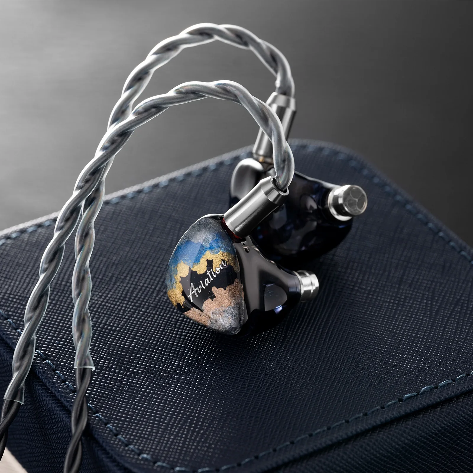 QoA Queen of Audio Aviation In-Ear Monitors (3BA + 1 Dynamic) Hybrid - Image 3