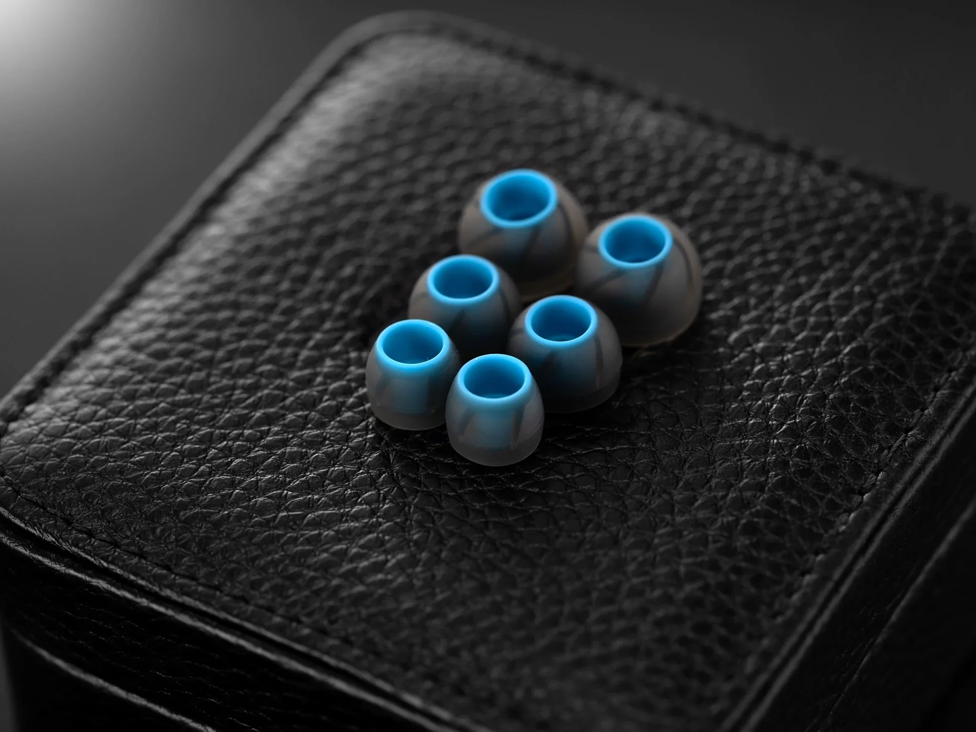 QoA Queen of Audio Martini 6 drivers Hybrid In ear Monitors - Image 5